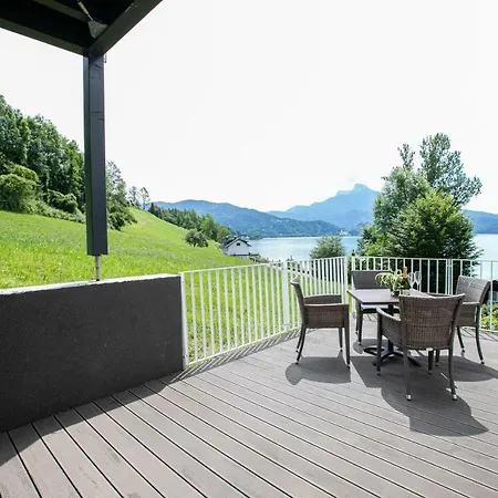 Villa-mondsee *